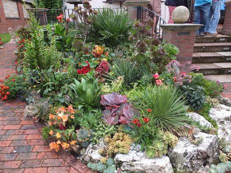 A Return to Paul's Garden