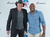 Trace Adkins Headlines Carnival's Cowboy Ultimate Fest