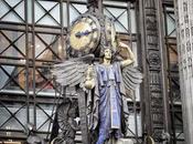 Clocks Back Oxford Street