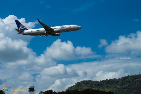 Copa Airlines jet does a nice fly-by.