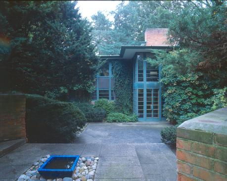 An exterior view of the terrace of the Earl Stein house designed by Alden B. Dow.