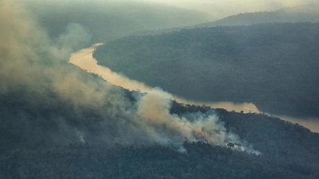 Amazon wildfire engulfs Brazilian forest and threatens tribes – video