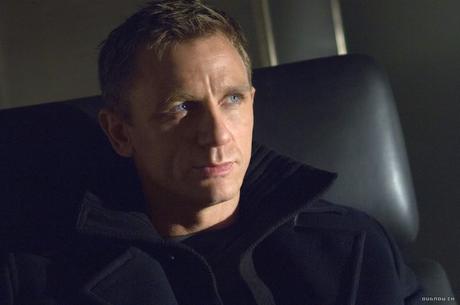 7 Incredible Daniel Craig Photos!