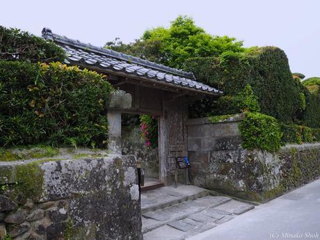 武家屋敷の石垣が質実剛健を思わせる，薩摩の小京都・知覧 / Chiran, with samurai residences and beautiful Japanese-style gardens.