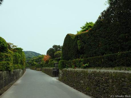 武家屋敷の石垣が質実剛健を思わせる，薩摩の小京都・知覧 / Chiran, with samurai residences and beautiful Japanese-style gardens.