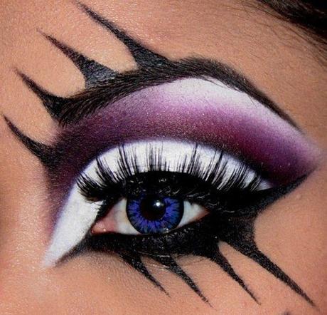 Shewolf Halloween eye makeup