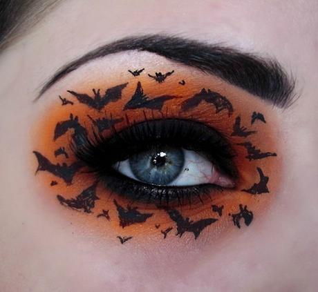 Bats at Sunset Halloween eye makeup