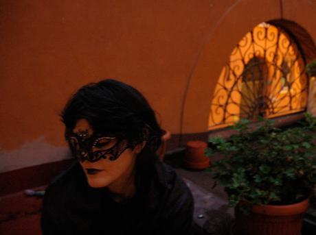 The Beauty of a Mask – Enjoying the Dark Side of Halloween