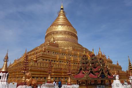 The golden summits of Shwezigon Pagoda