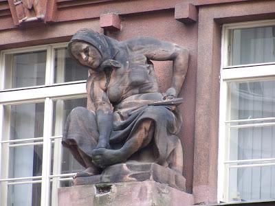 The (Semi-)Naked Ladies of Prague (and me)