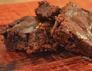 Fudgy Chocolate Chunk Brownies {vegan, gluten free, soy free}
