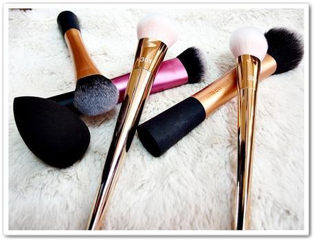 Army Brushes feat. Real Techniques and Beauty Blender
