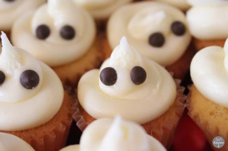 Halloween Ghost Cupcakes