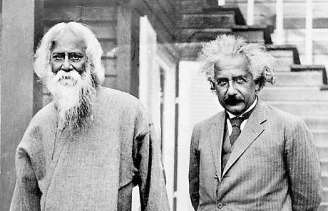 Genius Albert Einstein's theory of relativity is 100 years old !!