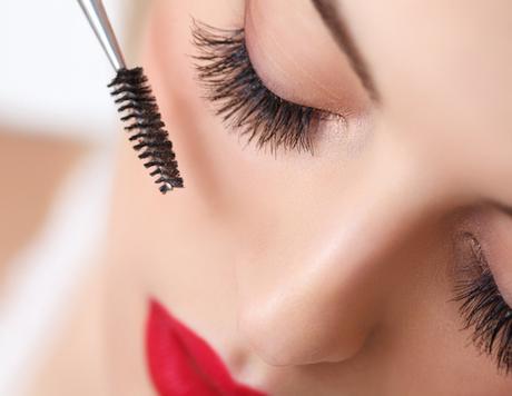 The Science of Choosing a Mascara