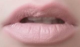 NUDE LIPSTICKS