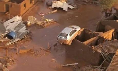 bursting of dam at Germano mine in Brazil kills people