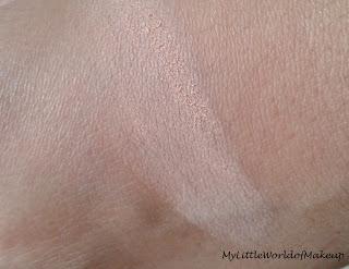 Maybelline New York White Superfresh Compact Review in Pearl