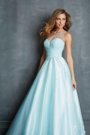 Elegant Gowns for Formal Occasions