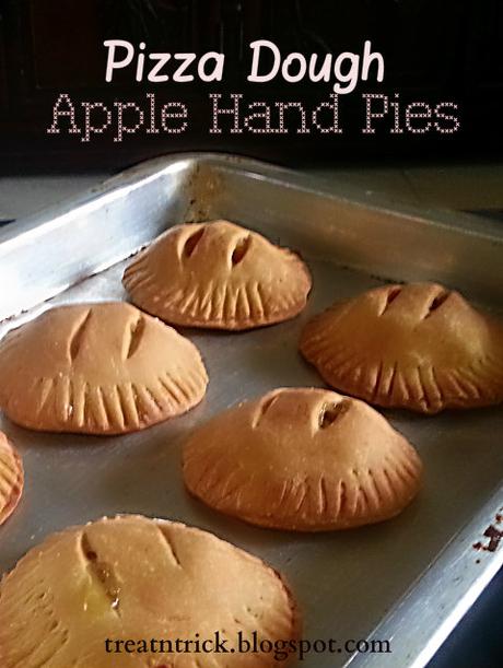Pizza Dough Apple Hand Pies Recipe @ http://treatntrick.blogspot.com