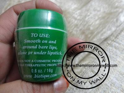 Biotique Bio Fruit Lightening Lip Balm7.JPG