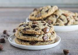 Peanut Butter Cup Chocolate Chunk Cookies