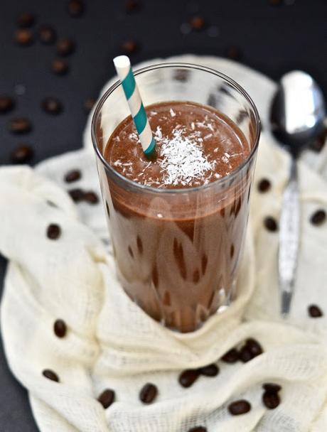 Chocolate Mocha Smoothie (Paleo, Vegan, GAPS)