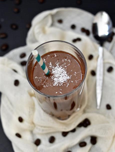 Chocolate Mocha Smoothie (Paleo, Vegan, GAPS)