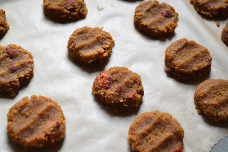 coconut and strawberry cookies