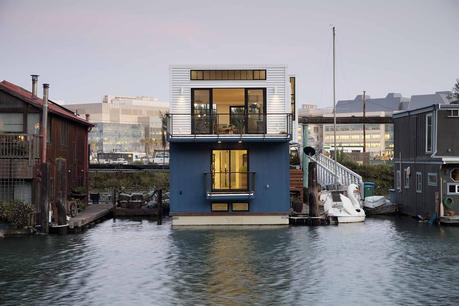 San Francisco floating home exterior