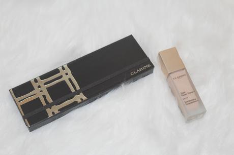 Clarins Everlasting Foundation & The Essentials Eye Make Up Palette