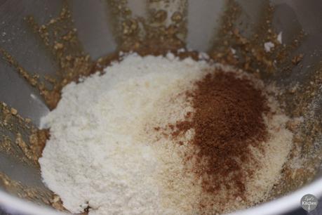 Simple Christmas Cake Simple Christmas Cake