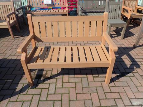 2 Seater Winawood Classic bench