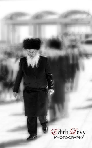 Israel, Jerusalem, Western Wall, Orthodox, Man, Walking, Motion, black and white, travel photography,