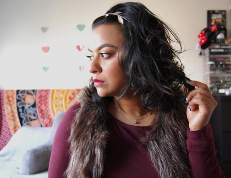 Beauty: Holiday Hair Featuring KISS InstaWave
