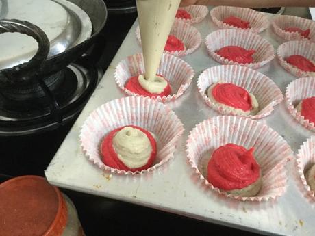 Two Toned Tofu Vanilla Vegan Cupcakes