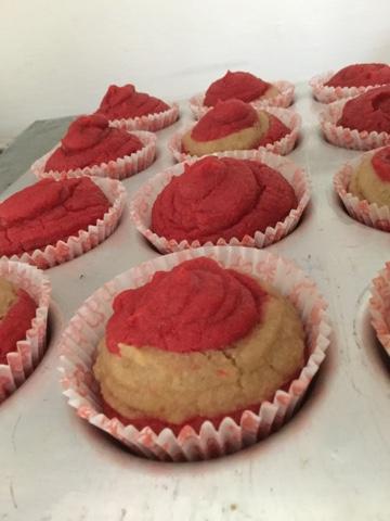 Two Toned Tofu Vanilla Vegan Cupcakes