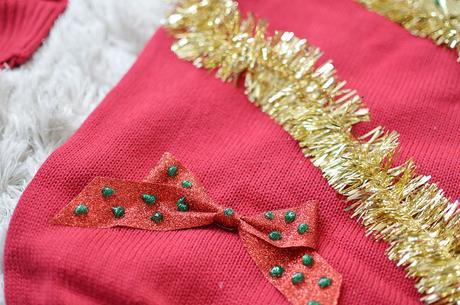 Want to win the ugly Christmas sweater party at the office? Just want to get in the Christmas spirit? Make your own DIY light up ugly Christmas sweater!- The Samantha Show