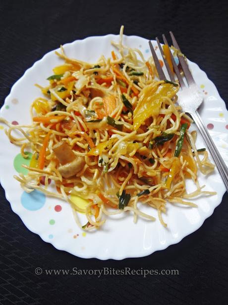 Crispy Burnt Garlic Veggie Noodles