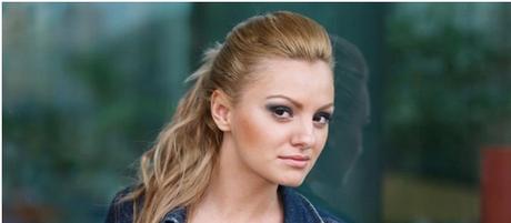 alexandra stan window