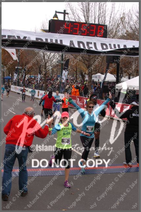 Philadelphia Marathon Photos | Finish Line Photos