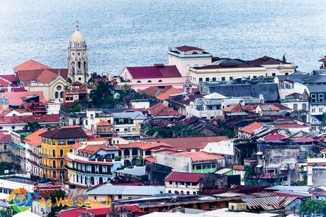 Tale of 3 cities: Casco Viejo settled in a more defensible position on a peninsula.