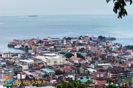 Casco Viejo located on a better defensive peninsula.