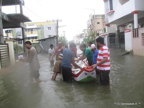 some more rains for battered Chennai ~ SYMA continued its relief work [with boats !!]
