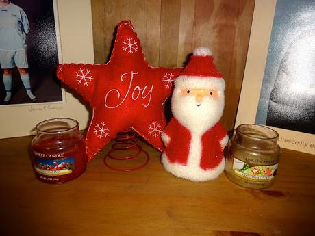 Blogmas Day 6: Our Christmas decorations!