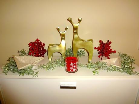 Blogmas Day 6: Our Christmas decorations!