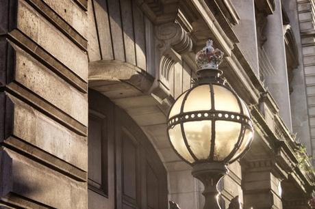 In & Around #London: A Sunny Winter Day In the West End (And Only One #Xmas Decoration In Sight!)