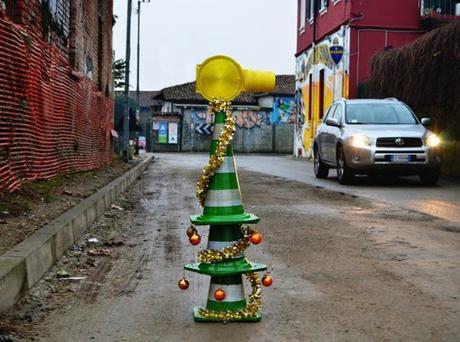 Top 10 Crazy Art Christmas Trees