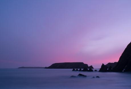 Announcing the 2016 Colors of the Year by Pantone pink serenity rose quartz pantone color of the year 2016 15-3919 13-1520 light blue sky sunset trends popular best most top cool