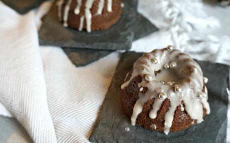 mini festive bundt cakes